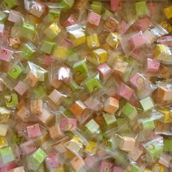 Mix Petits Cubes Nougat x10